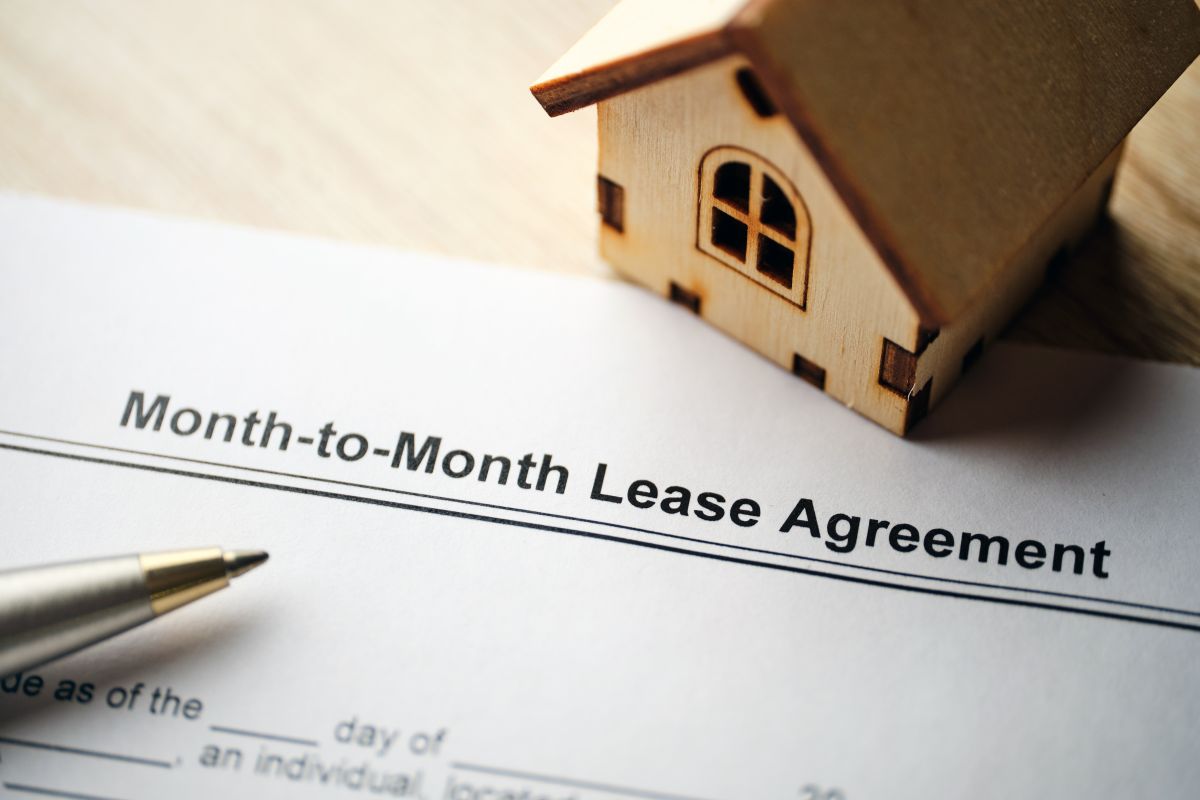 Should You Allow Month-to-Month Leases? What Every Landlord Needs to Know